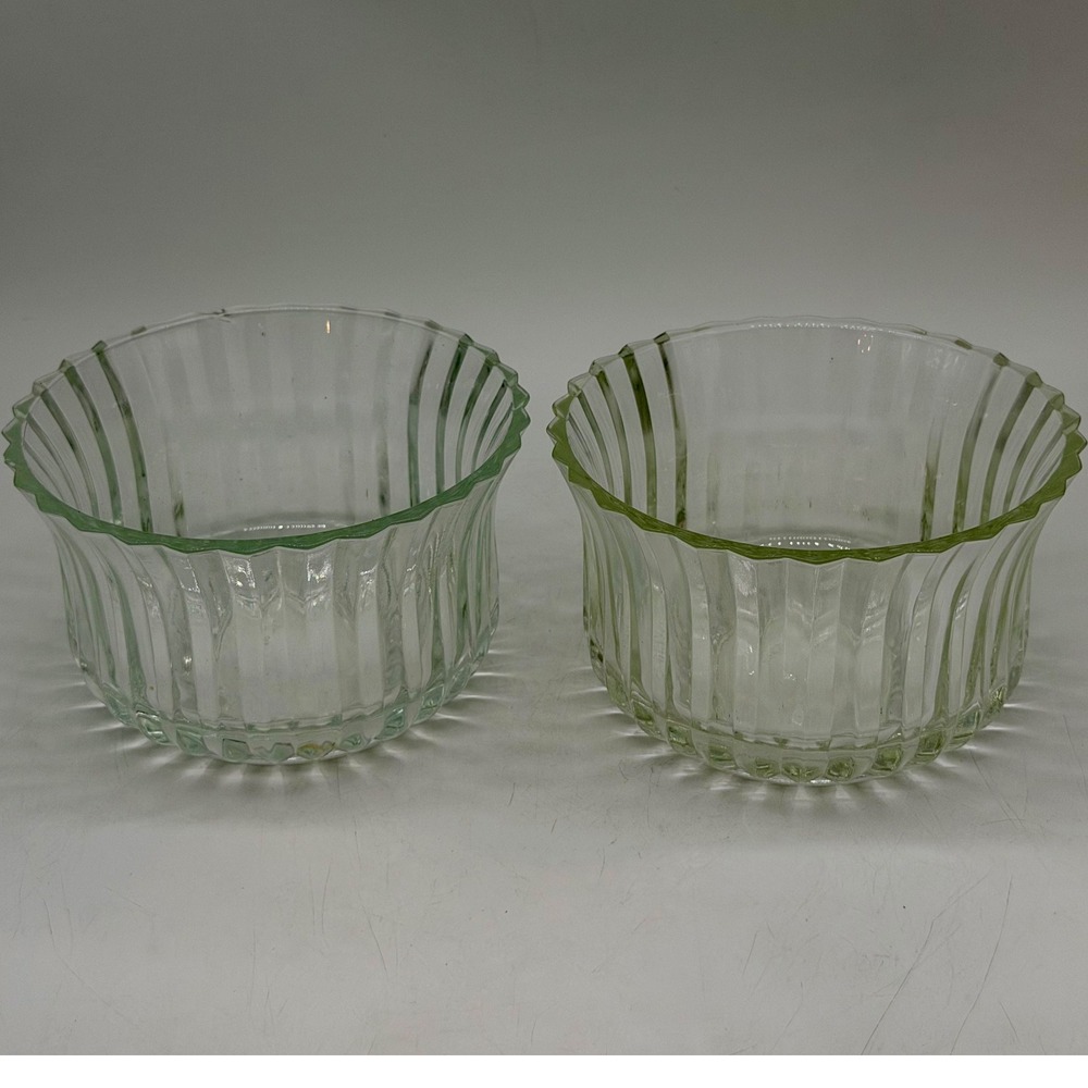 FTDA 1986 Glass Bowls Ribbed Scalloped Set of 2 Vintage Planter Candy Dish Good